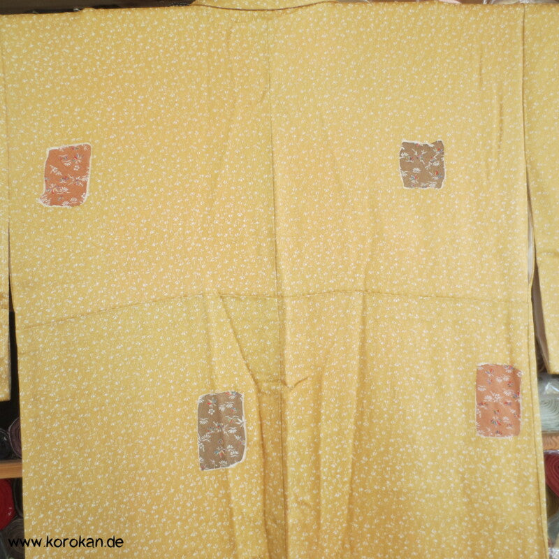 Shikishi, Blütenmuster Komon Seiden Kimono