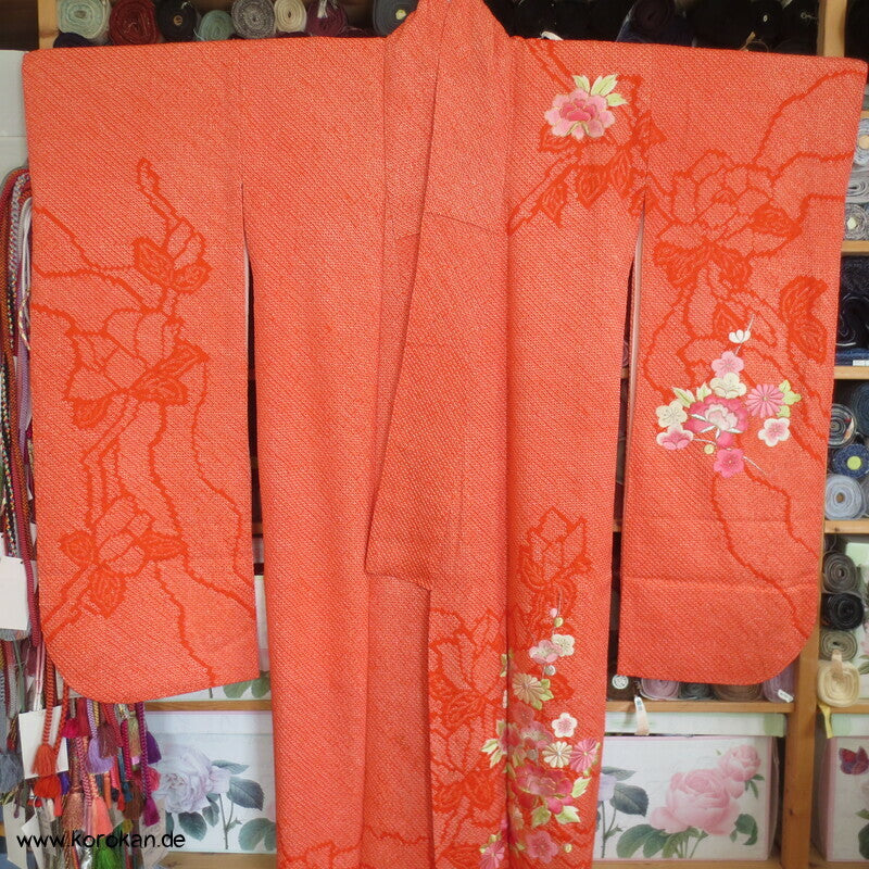 Full Shibori Furisode, Päonienstickereien, rosa auf orange
