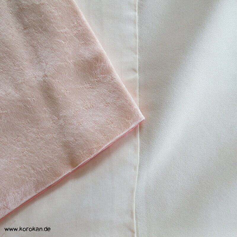 allover Sakurazweige, rosa, rot, gold Furisode Seidensatin Kimono