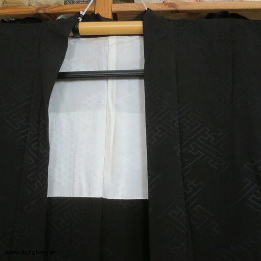 Seidendamast Sayagata Haori Kimono Jacke, schwarz