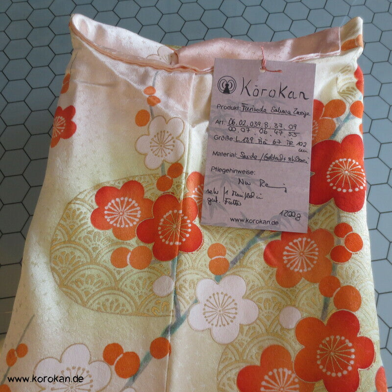 allover Sakurazweige, rosa, rot, gold Furisode Seidensatin Kimono