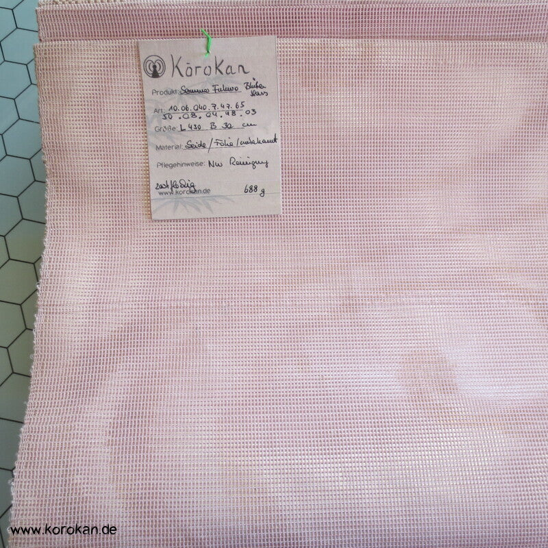 Fukuro Obi Sommer Blüten in altrosa auf glänzender Folie