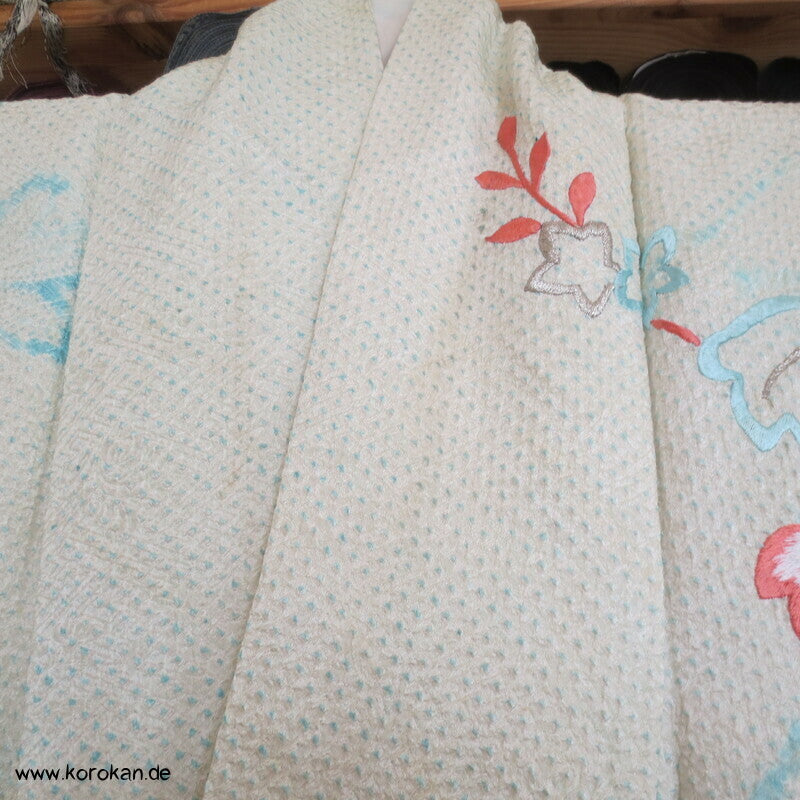 eisblauer Full Shibori Furisode, gestickte Paulownia