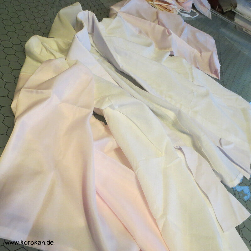 Hada / Juban Kimono Unterhemd mit rosa Seidenärmeln