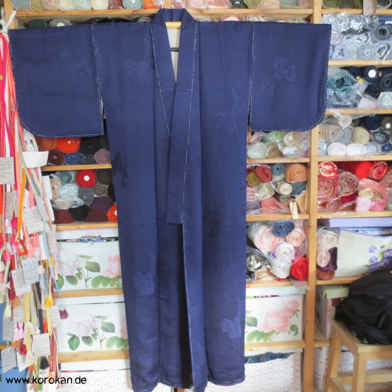 gewebte Schleifen Seidendamast, blauvioletter Iromuji Kimono