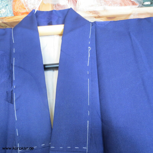 gewebte Schleifen Seidendamast, blauvioletter Iromuji Kimono