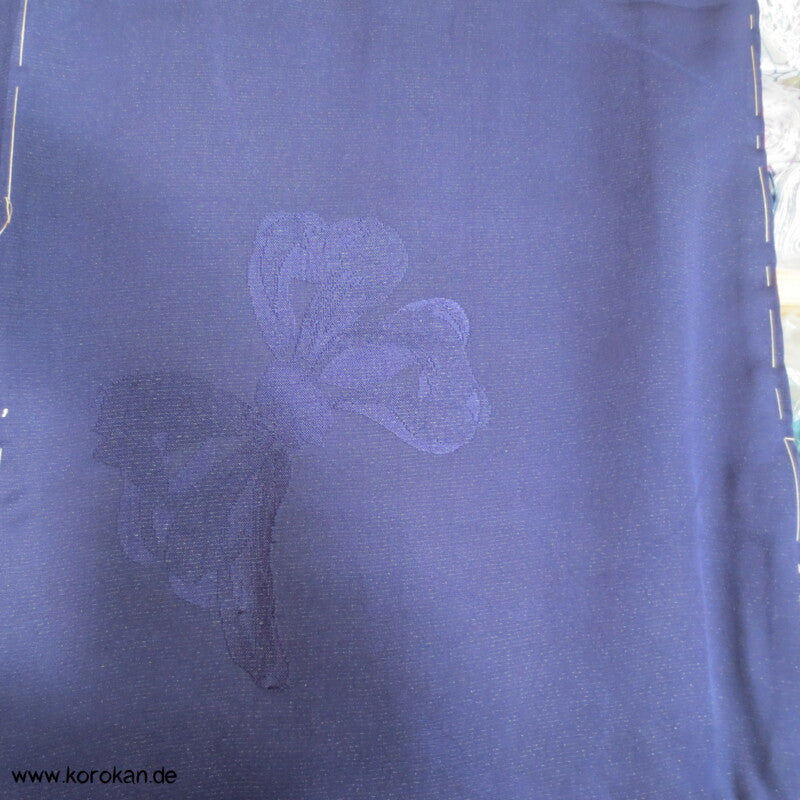 gewebte Schleifen Seidendamast, blauvioletter Iromuji Kimono