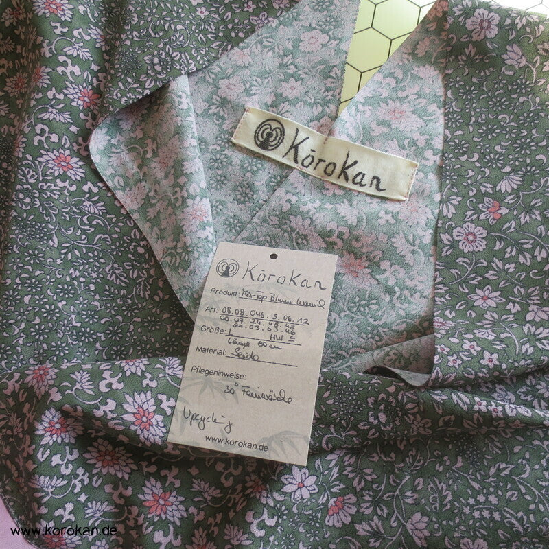 Upcycling Seidenshirt Kimonostoffreste, rosa Kranichdamast und Millefleur Crepe