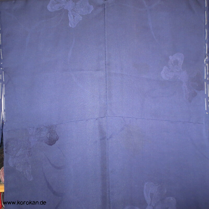 gewebte Schleifen Seidendamast, blauvioletter Iromuji Kimono