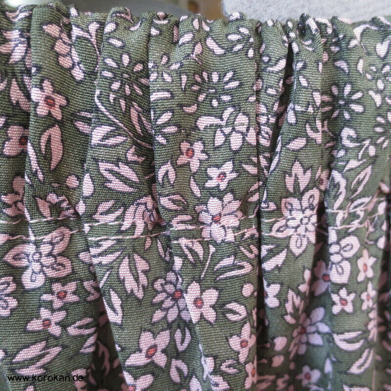 Upcycling Rock aus Kimonoseidenresten Millefleur Crepe