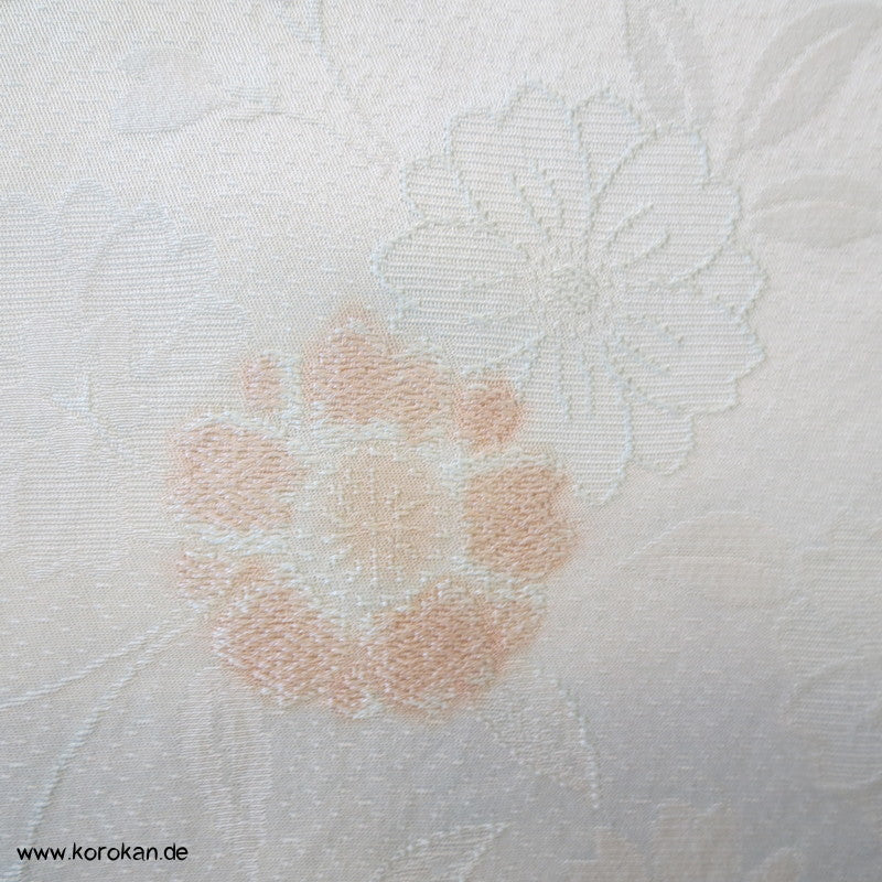Shibori Blumen Kimono Seidendamast