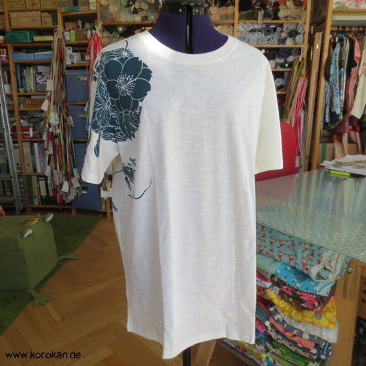 aufwändig besticktes Shirt mit Rückenmotiv Koi