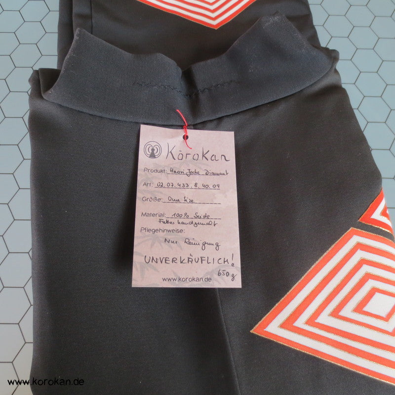 japanische Haori Kimono Jacke mit Diamantrauten, handgemaltes Seidenfutter