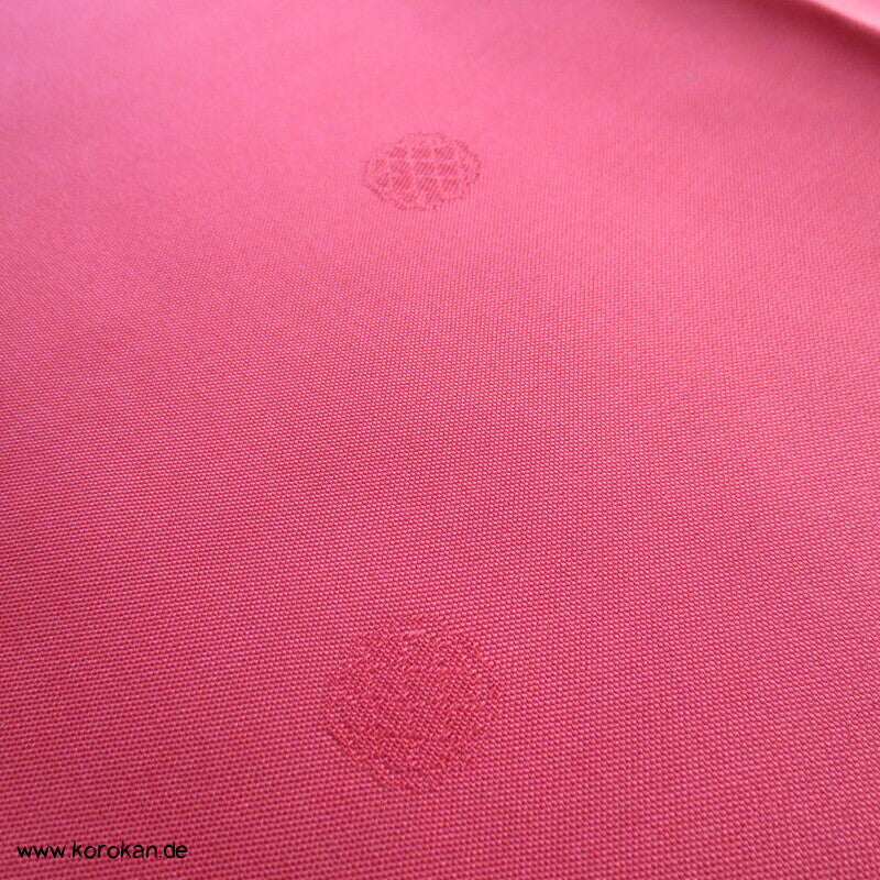 Hakkake Kimono unteres Seidendamastfutter mit Schneeflockenmotiven