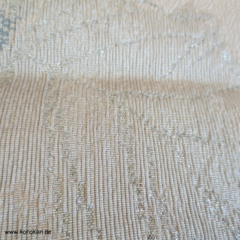 Brokatblätter in glänzenden Pastelltönen Japan Seiden Araihari Kimono