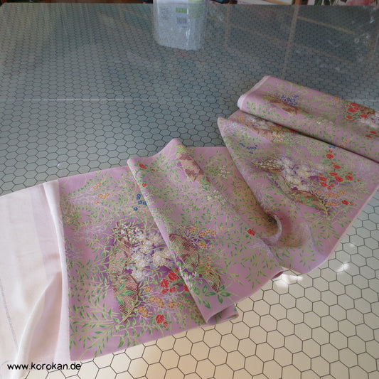 allover Blumen Garten Kimono Seidencrepe