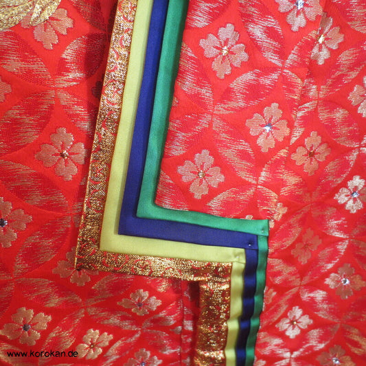 Uchikake Hochzeits Kimonomantel, gestickte goldene Phönix, silberne Kikko auf Brokat