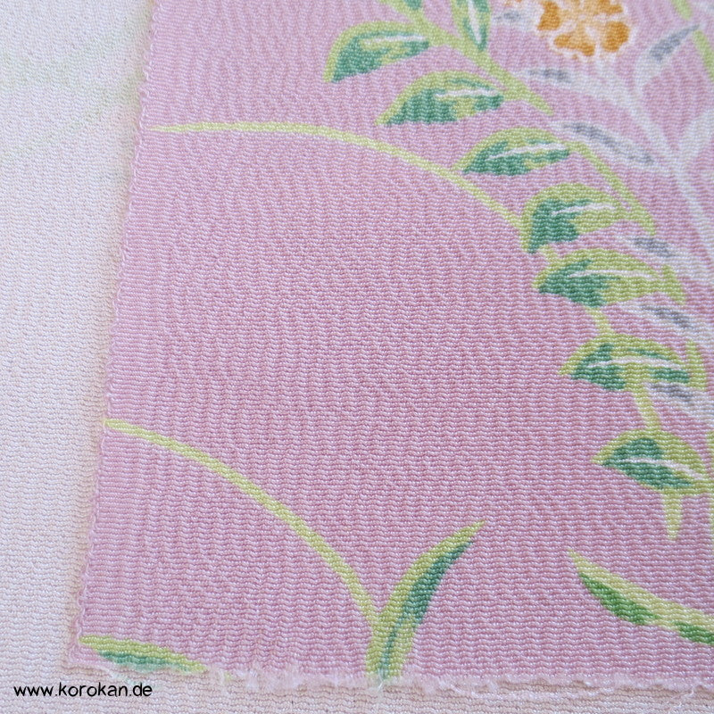 allover Blumen Garten Kimono Seidencrepe