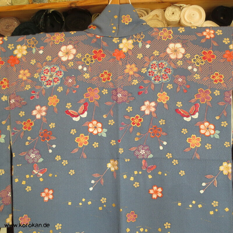 Blumen und Schmetterlinge über Wellen Homongi Kimono