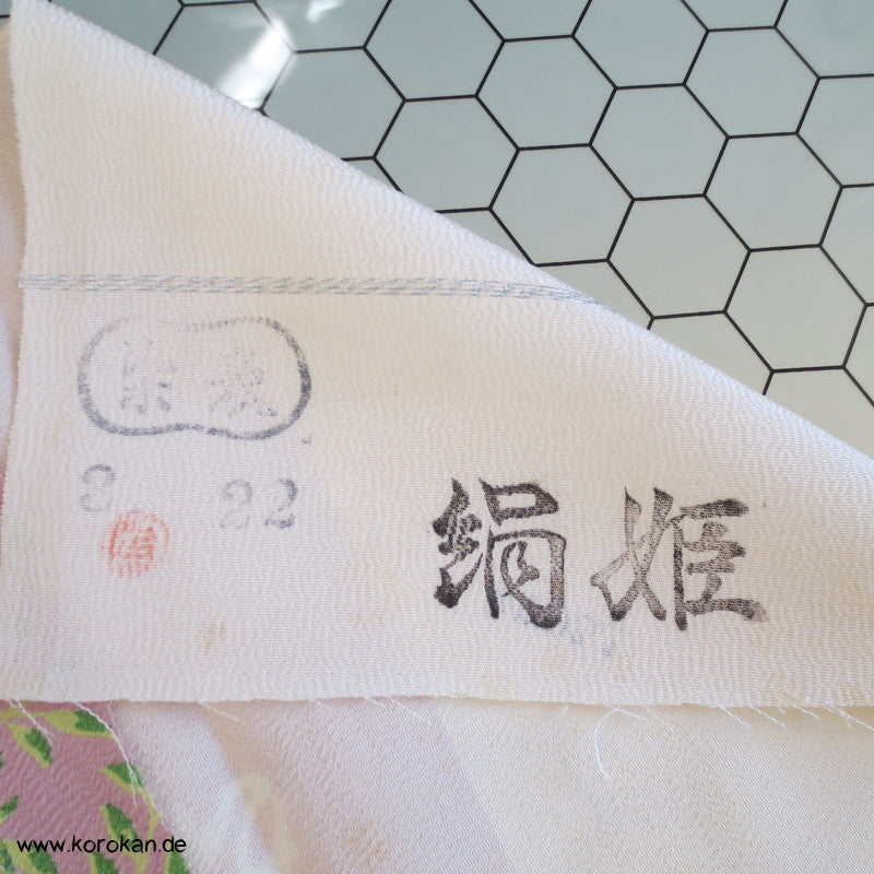 allover Blumen Garten Kimono Seidencrepe
