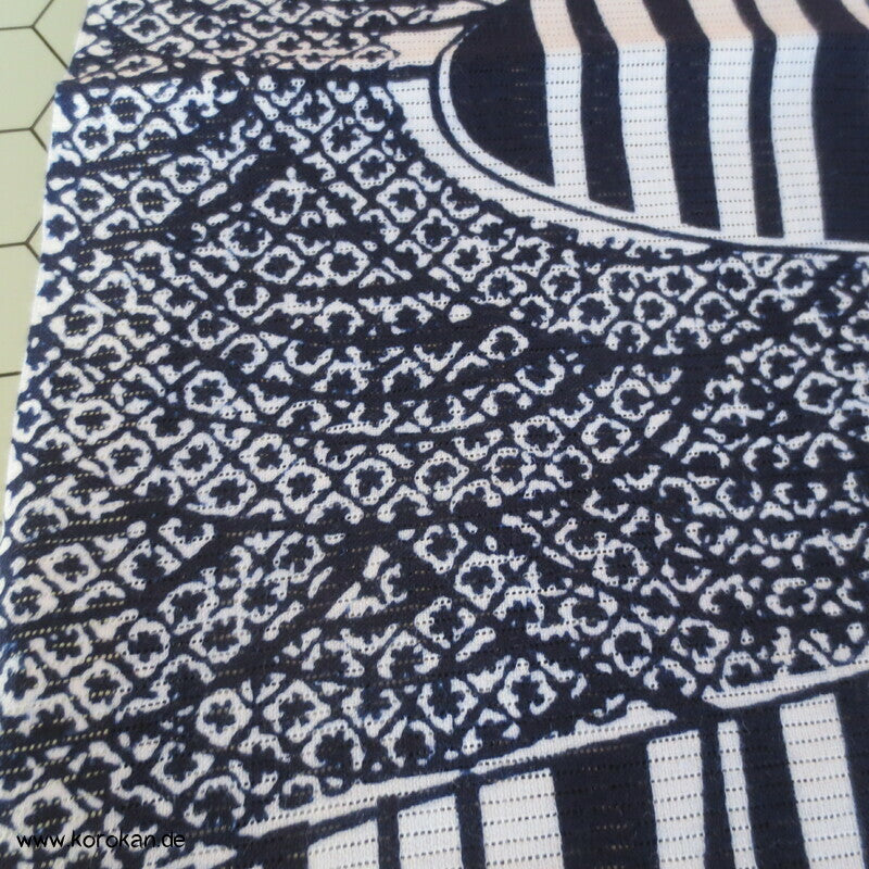 Halbfertiger Yukata Kimono Iris auf Drehergewebe
