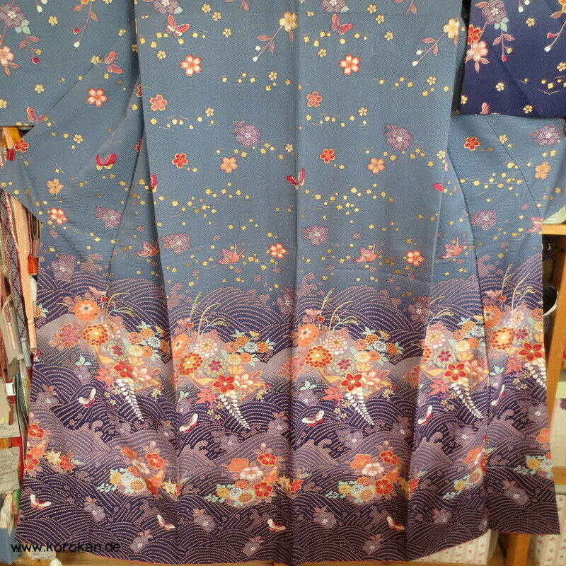Blumen und Schmetterlinge über Wellen Homongi Kimono