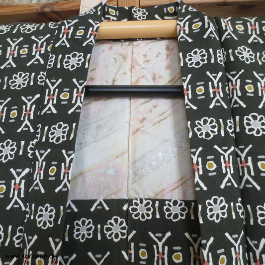 Haori Kimono Jacke Blütenstreifen auf Seidencrepe