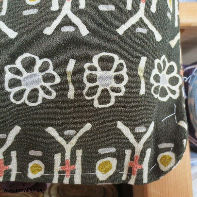 Haori Kimono Jacke Blütenstreifen auf Seidencrepe