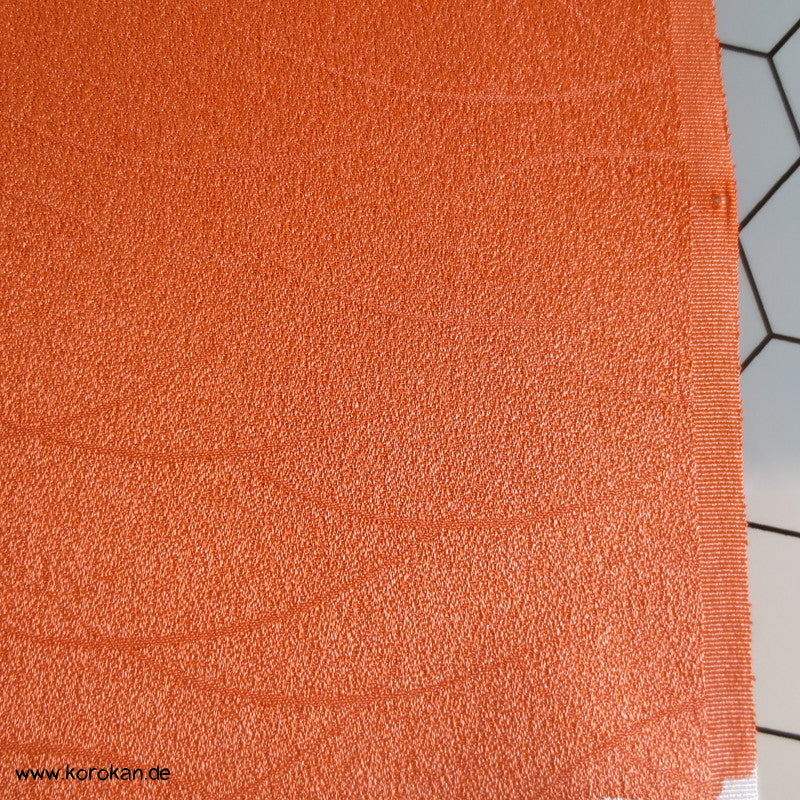 Chrysanthemen Kimono Tanmono, Teilstickerei mit Goldfaden auf Seidendamast