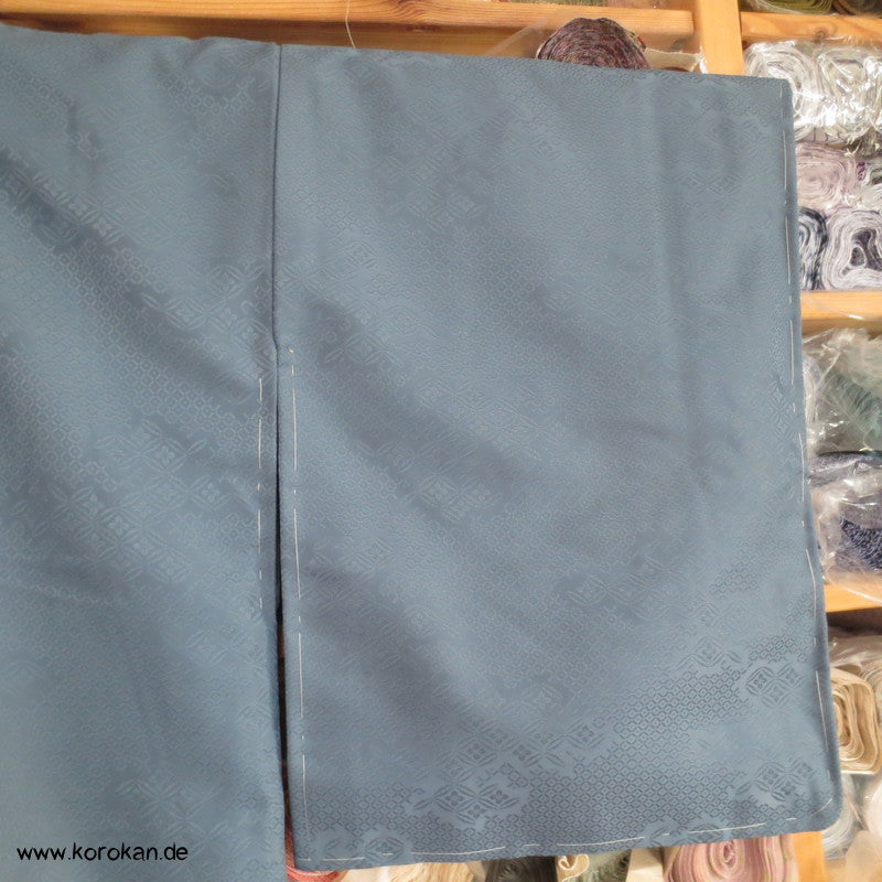 blaugrauer Iromuji - einfarbiger - Kimono, eingewebte Muster