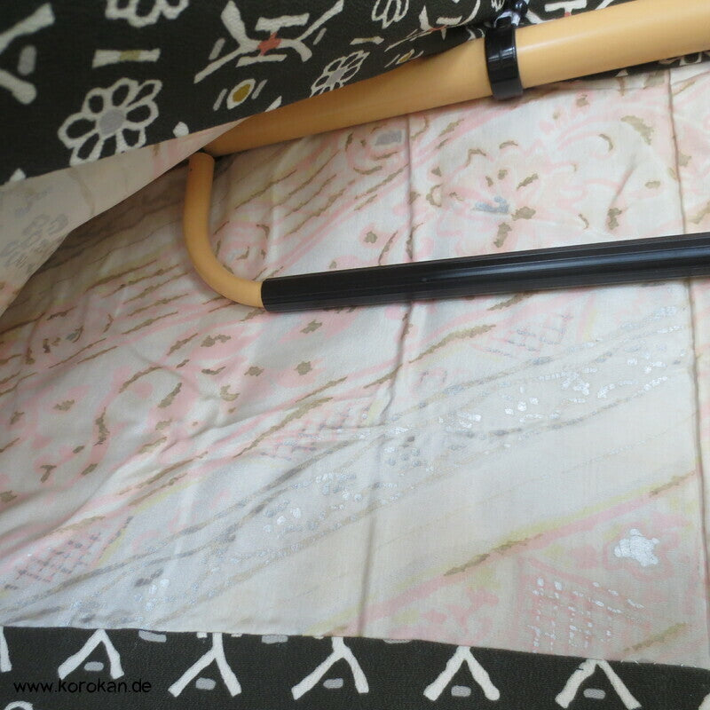 Haori Kimono Jacke Blütenstreifen auf Seidencrepe