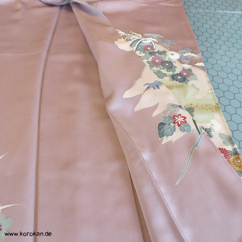Blüten über Wellen Iro Tomesode Kimono
