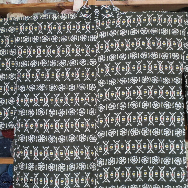 Haori Kimono Jacke Blütenstreifen auf Seidencrepe
