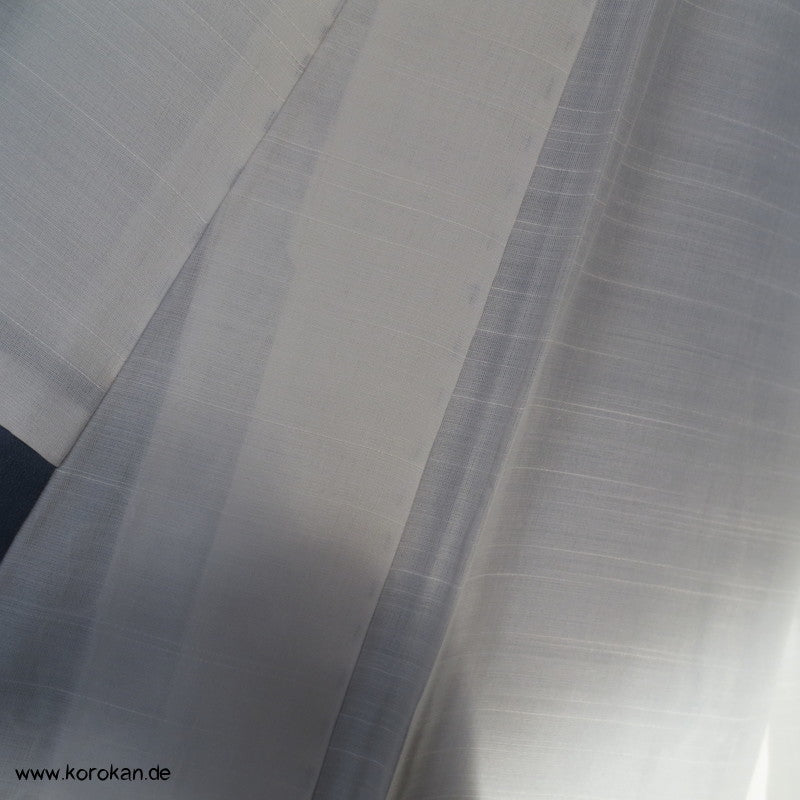 blaugrauer Iromuji - einfarbiger - Kimono, eingewebte Muster