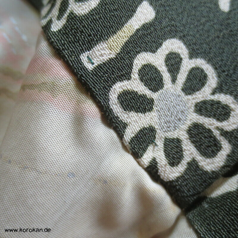 Haori Kimono Jacke Blütenstreifen auf Seidencrepe