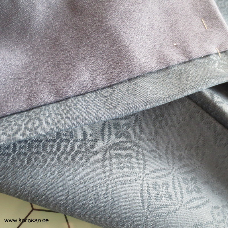 blaugrauer Iromuji - einfarbiger - Kimono, eingewebte Muster