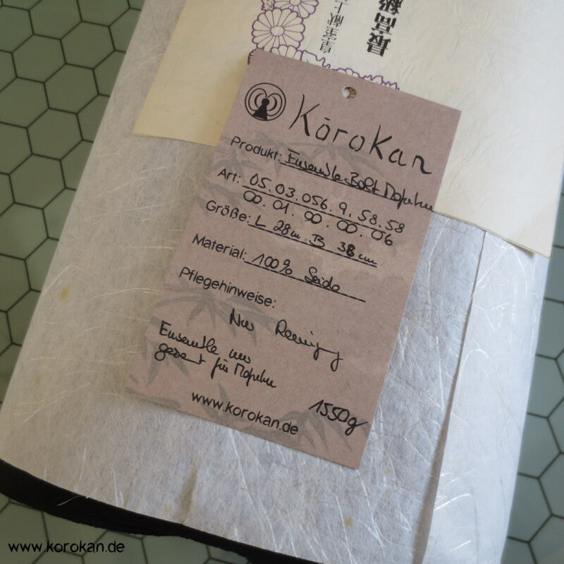 schwarzer Mofuku Chirimen Crepe Seide, Ensemble Tanmono für Haori + Kimono