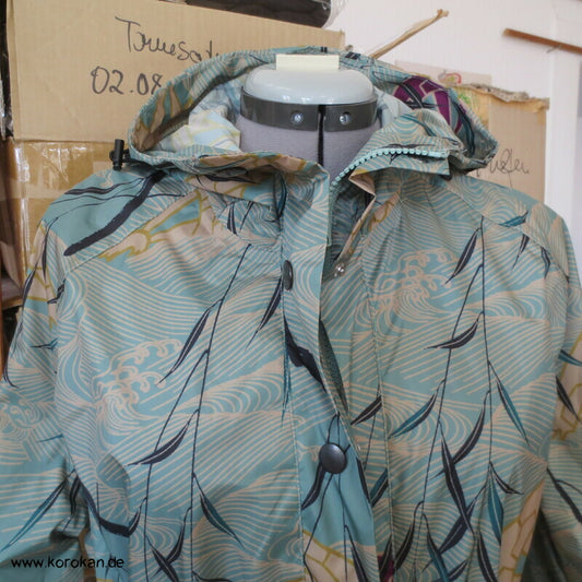 Genji Guruma Wellen und Weiden Regenmantel von King Louie