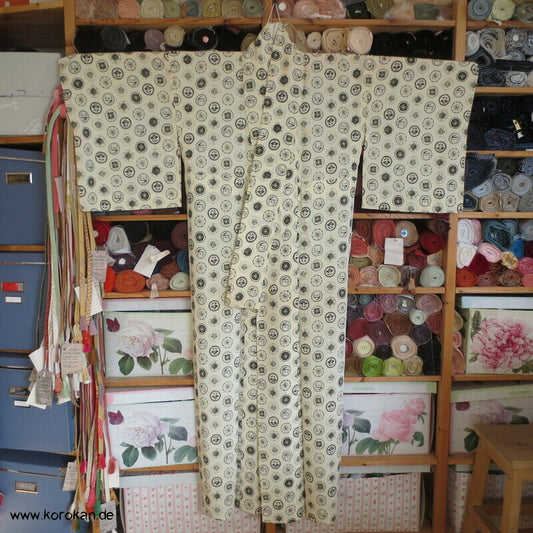 Mon artige Kreise Hitoe Kimono, Seiden Crepe