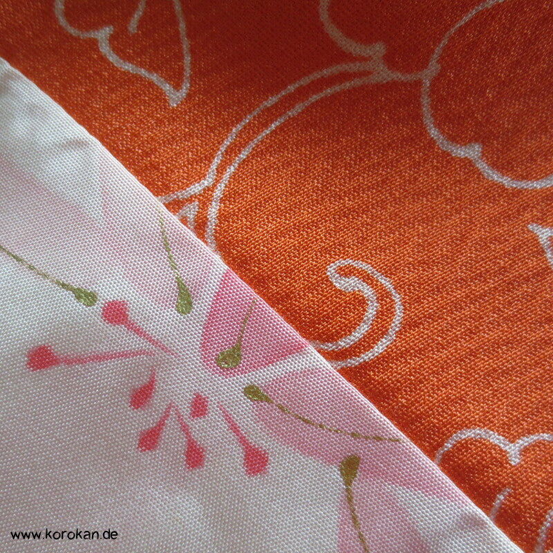 Arabesken auf mandarine Seide Michiyuki Jacke