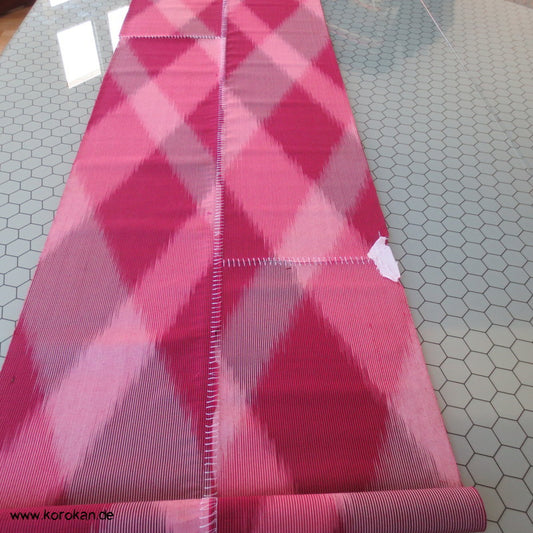 Diamantrauten Kasuri Araihari Kimonostoffrolle - eher antik