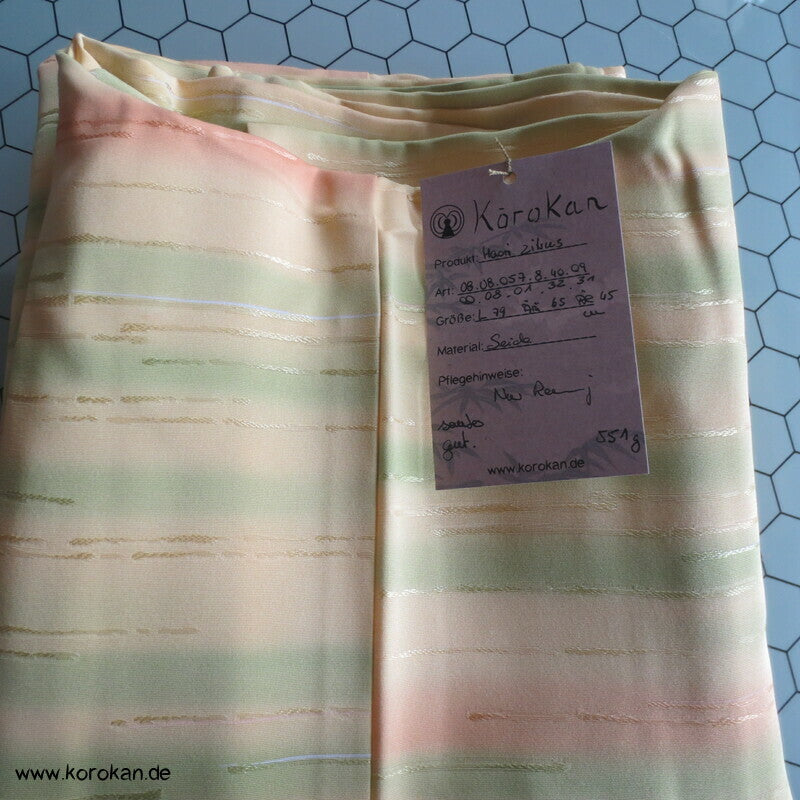 Haori Kimono Jacke aus Seidendamast mit Bokashi Farbverlaufstreifen zitrus