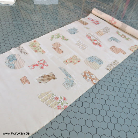 Stoffrestenmuster.... insichgespiegelt Stoffrest Seide