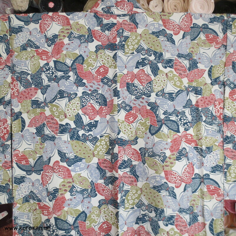 allover Schmetterlinge Tsumugi Seiden Hitoe Kimono