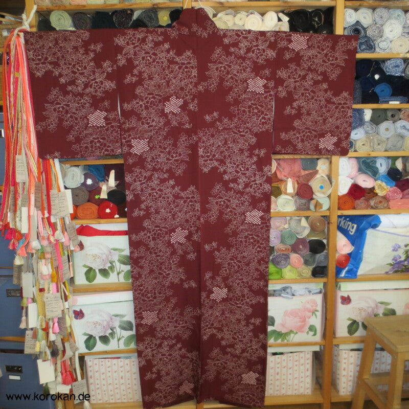 Päonien und Shibori Seidencrepe Komon Kimono