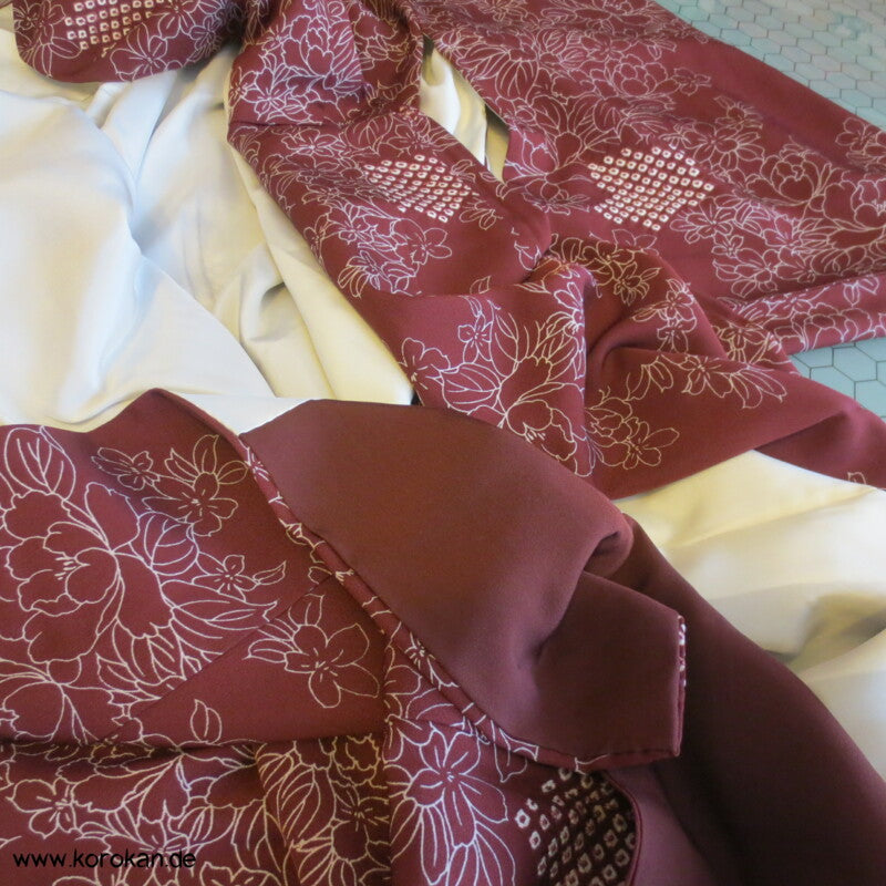 Päonien und Shibori Seidencrepe Komon Kimono