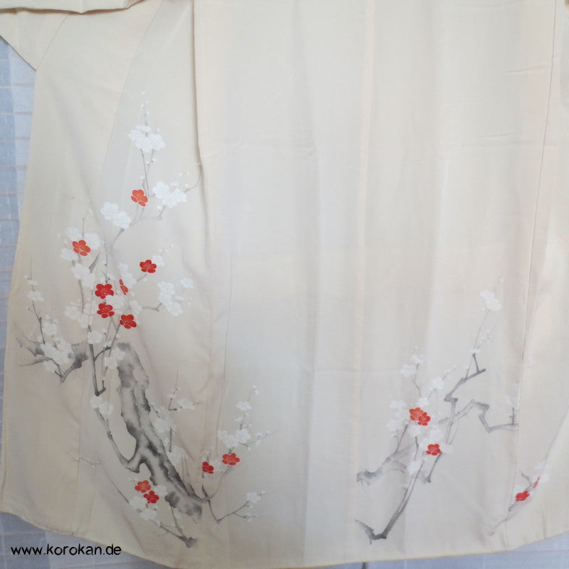Sakura Kirschzweige, teilbestickt auf heller Crepe Seide Homongi Kimono