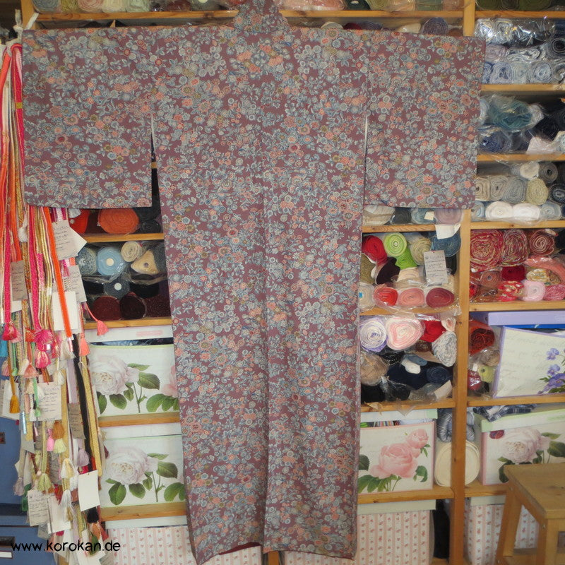 Mille Fleur auf Zweigen Komon Kimono