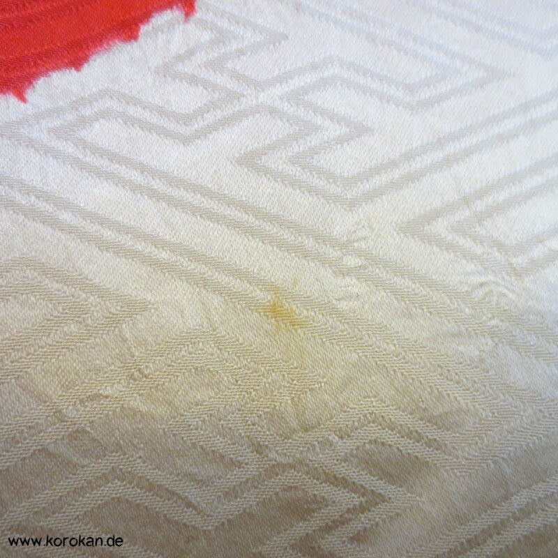 Shibori Rauten und Stickerei Furisode, Rinzu Damast
