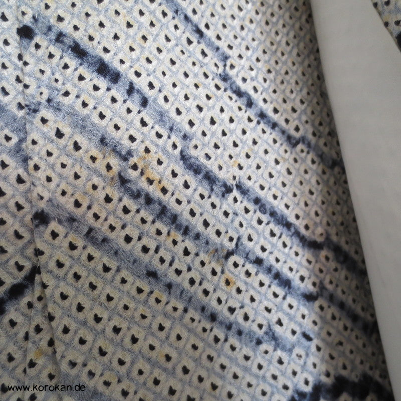 Full Shibori Wellen Seidendamast Komon Kimono